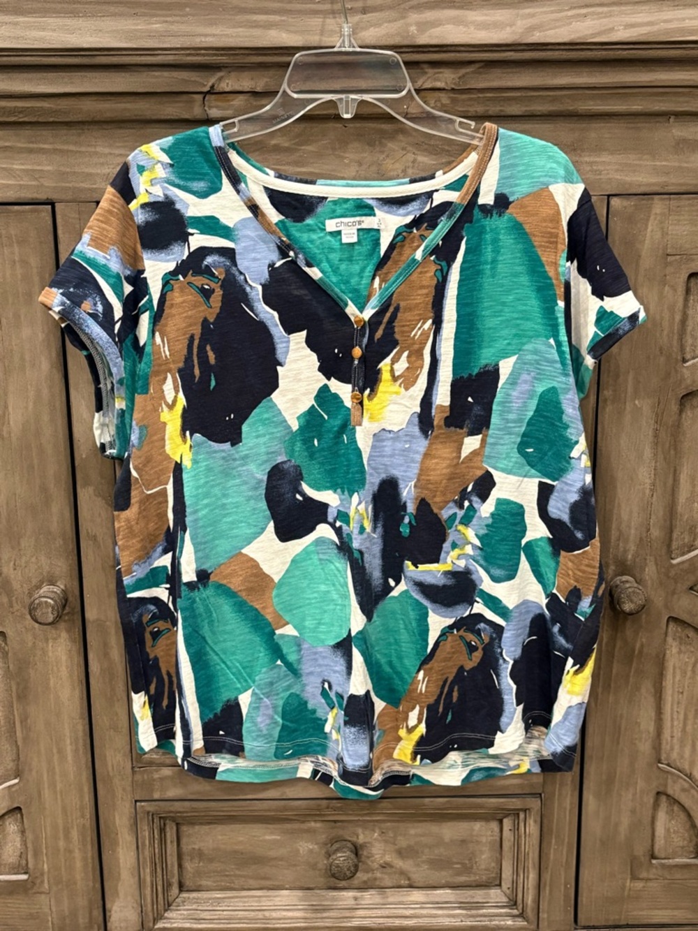 EUC Women’s CHICO’S Teal/Navy Floral Short Sleeve Button Summer Top (XL)